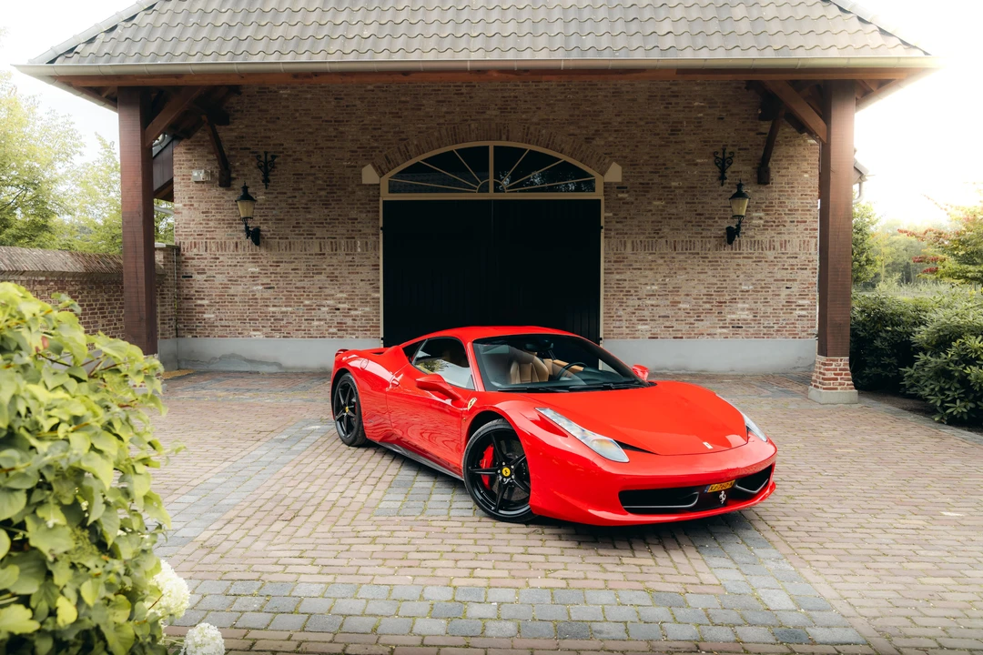 2011 Ferrari 458 Italia - Image 18 of 31