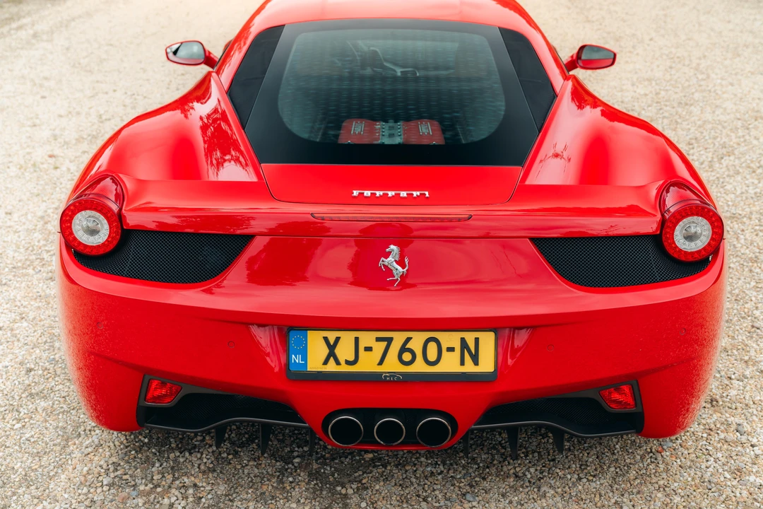2011 Ferrari 458 Italia - Image 23 of 31