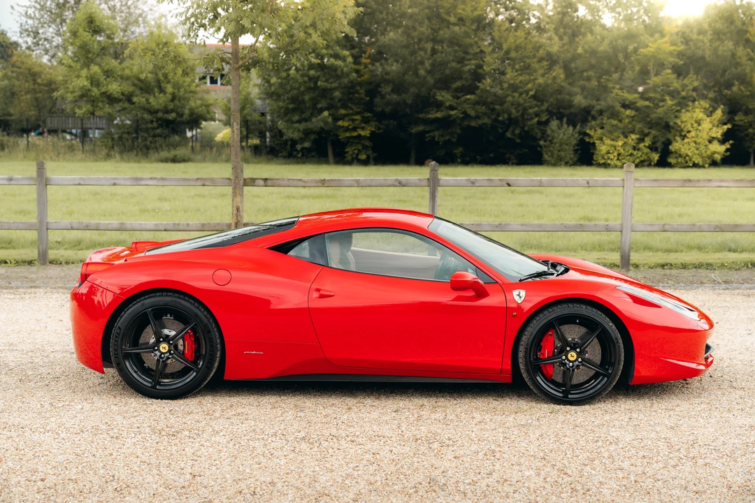 2011 Ferrari 458 Italia - Image 8 of 31
