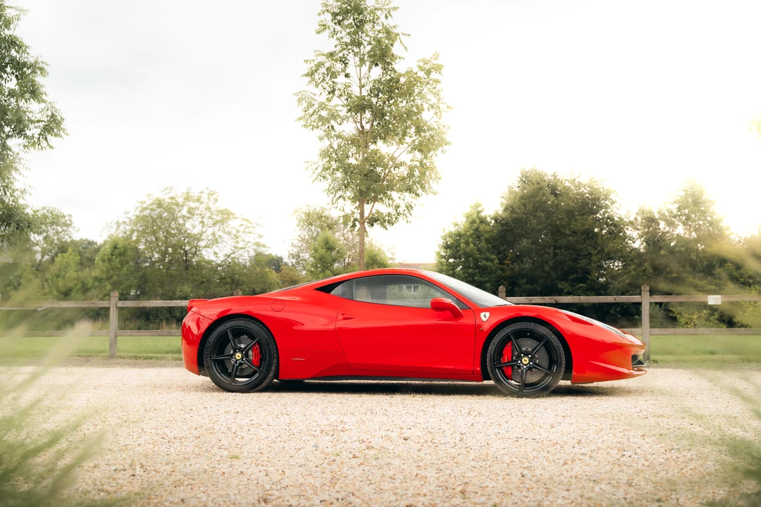 2011 Ferrari 458 Italia - Image 24 of 31