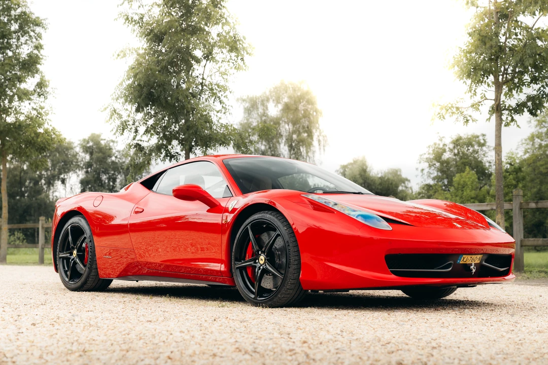 2011 Ferrari 458 Italia - Image 17 of 31