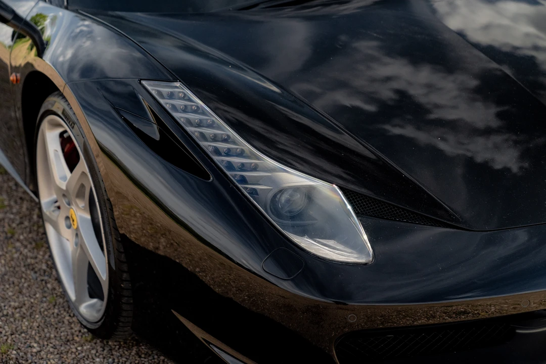 2011 Ferrari 458 Italia - Image 13 of 31