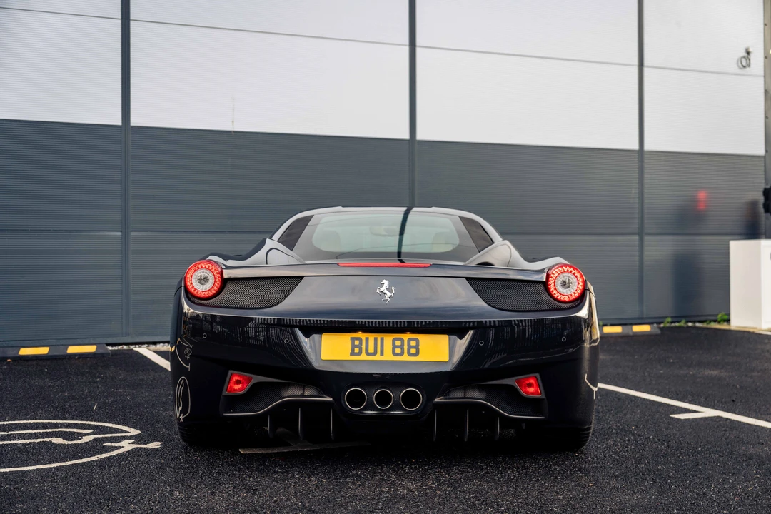 2011 Ferrari 458 Italia - Image 6 of 31