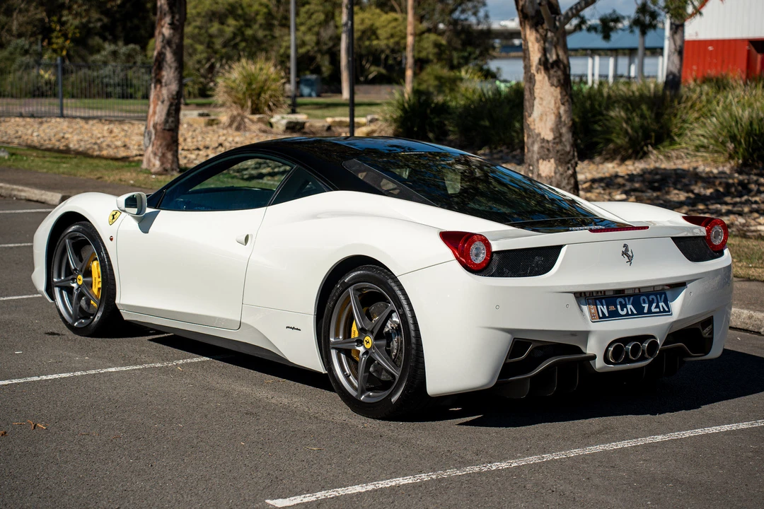 2011 Ferrari 458 Italia - Image 5 of 31