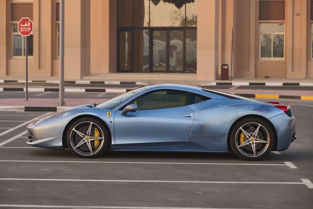 2011 Ferrari 458 Italia - Image 4 of 31