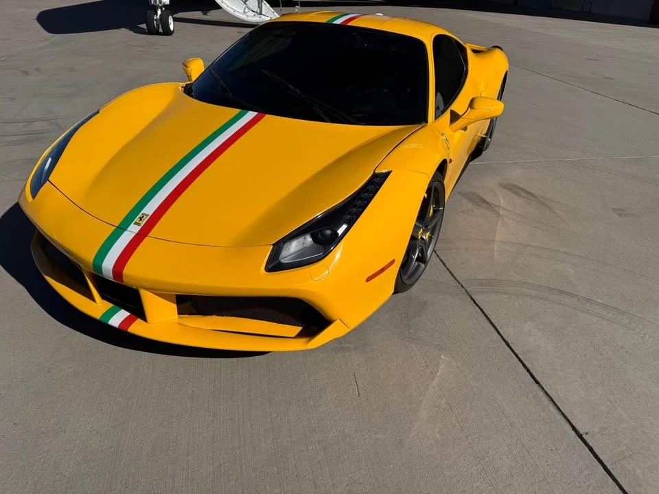 2011 Ferrari 458 Italia - Image 6 of 8