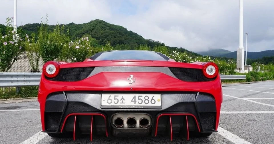 2011 Ferrari 458 Italia - Image 3 of 15