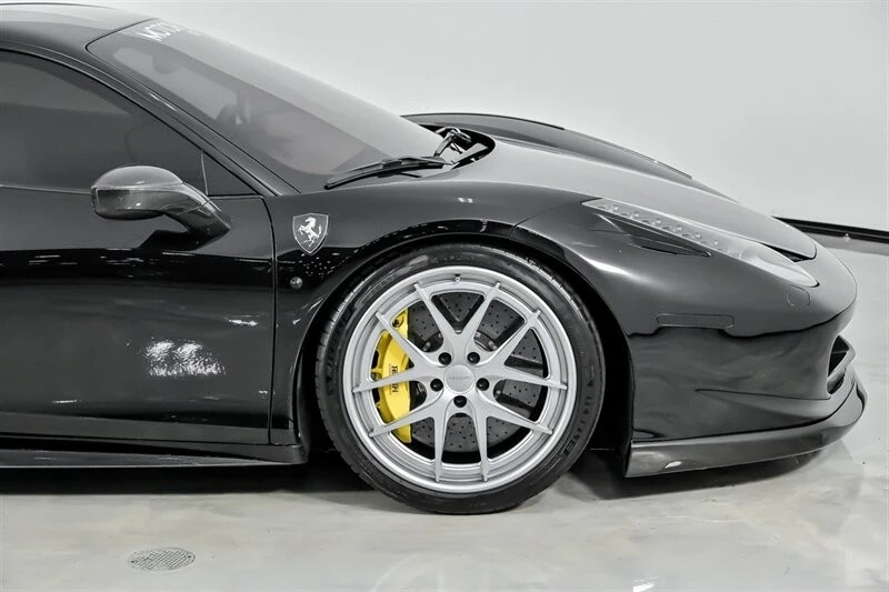 2011 Ferrari 458 Italia - Image 15 of 21