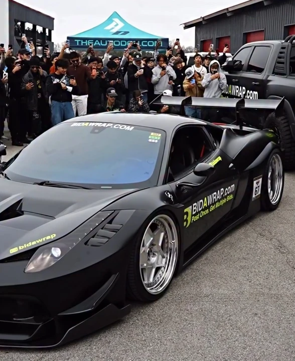 2011 Ferrari 458 Italia - Image 7 of 31