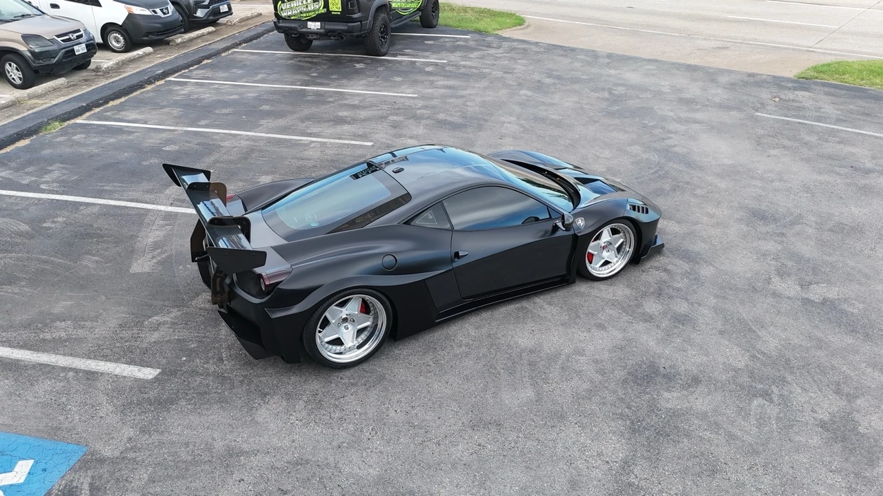 2011 Ferrari 458 Italia - Image 15 of 31