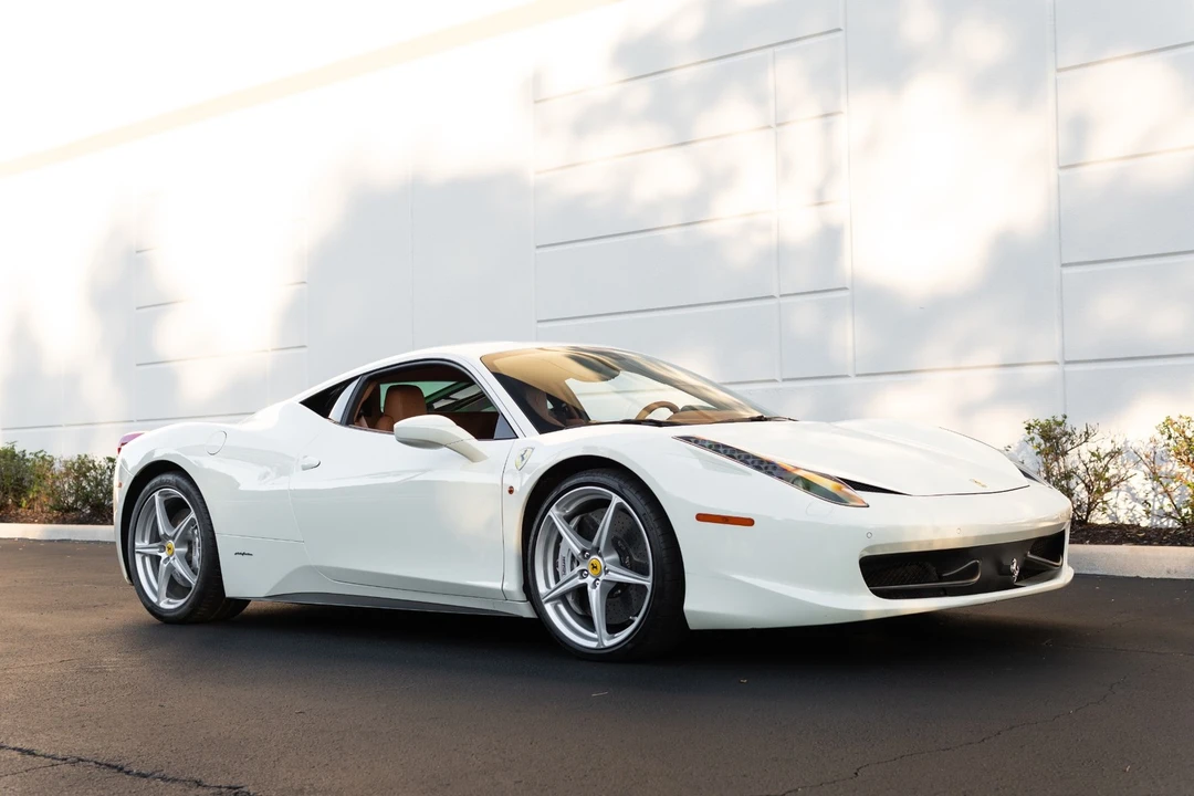 2011 Ferrari 458 Italia - Image 4 of 12