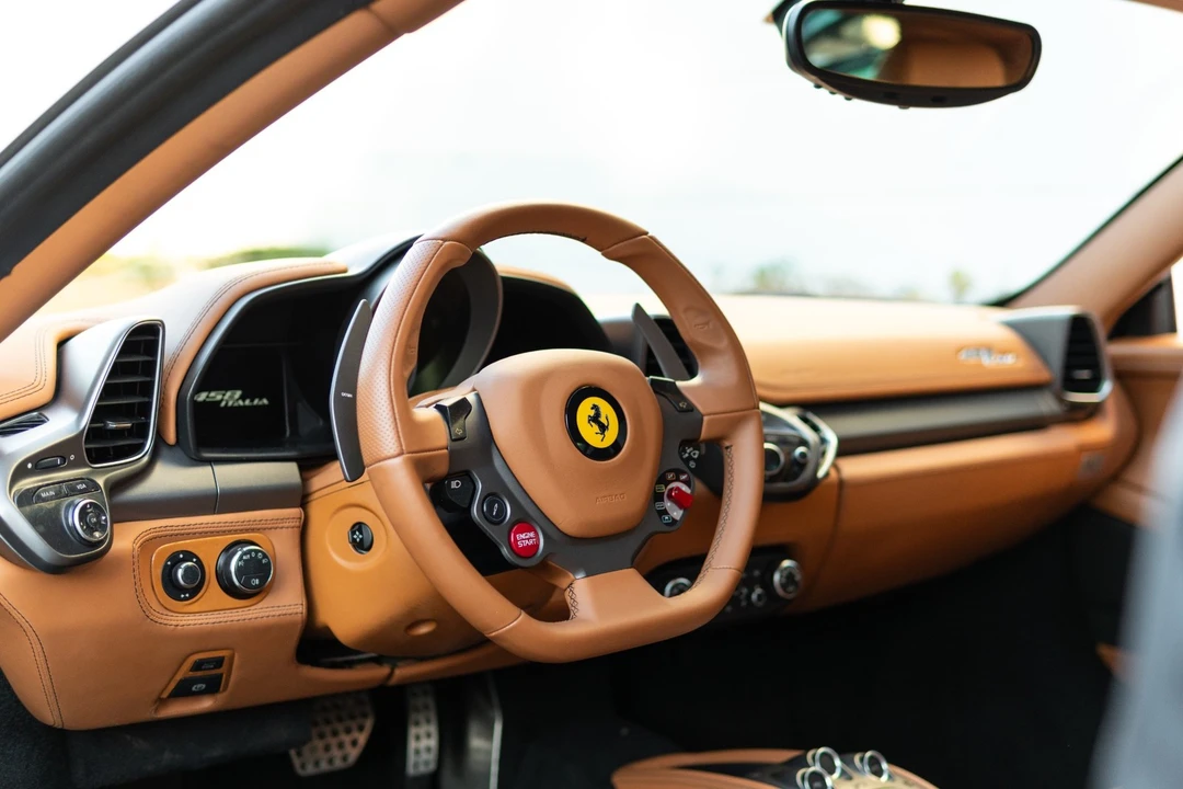 2011 Ferrari 458 Italia - Image 5 of 12