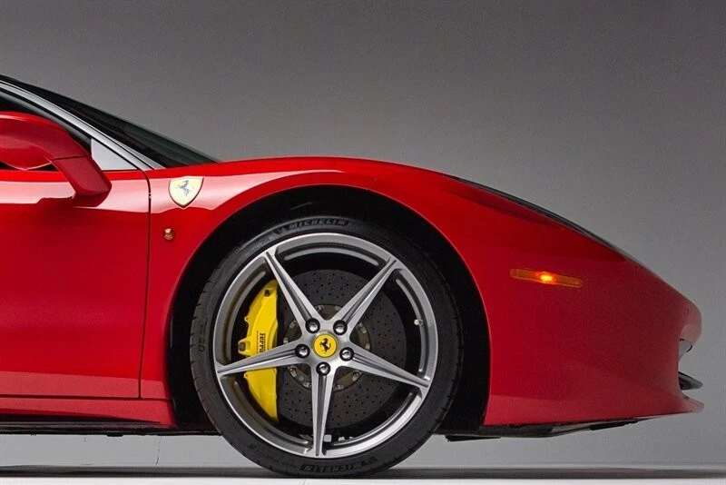 2011 Ferrari 458 - Image 17 of 21