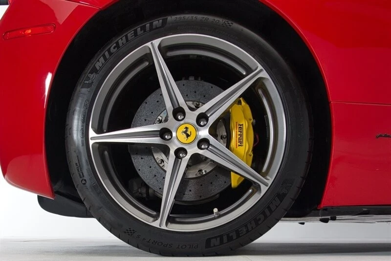 2011 Ferrari 458 - Image 14 of 21