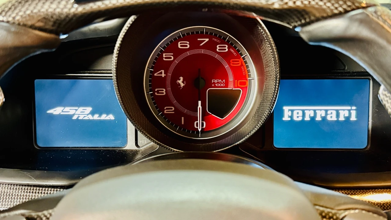 2011 Ferrari 458 - Image 18 of 21