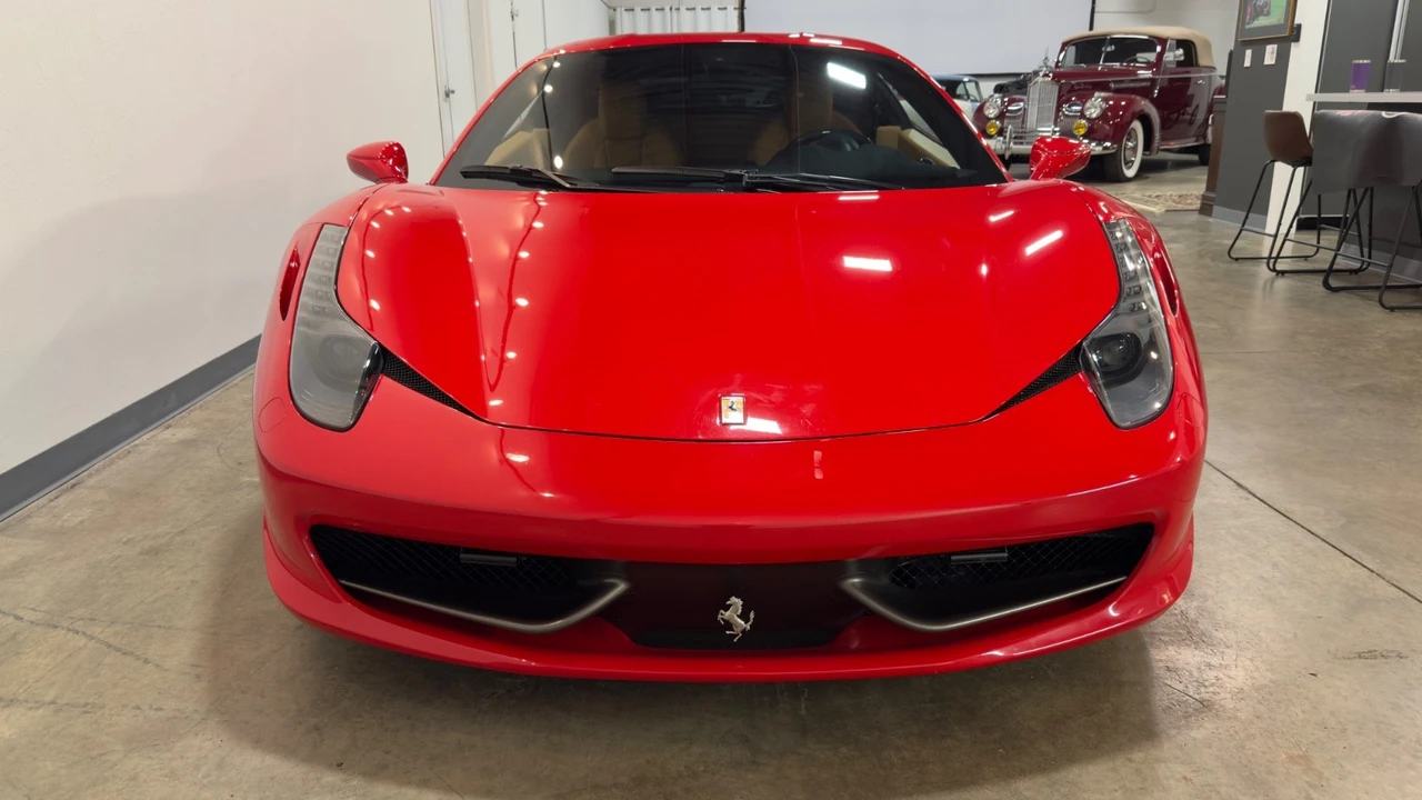 2011 Ferrari 458 - Image 3 of 21
