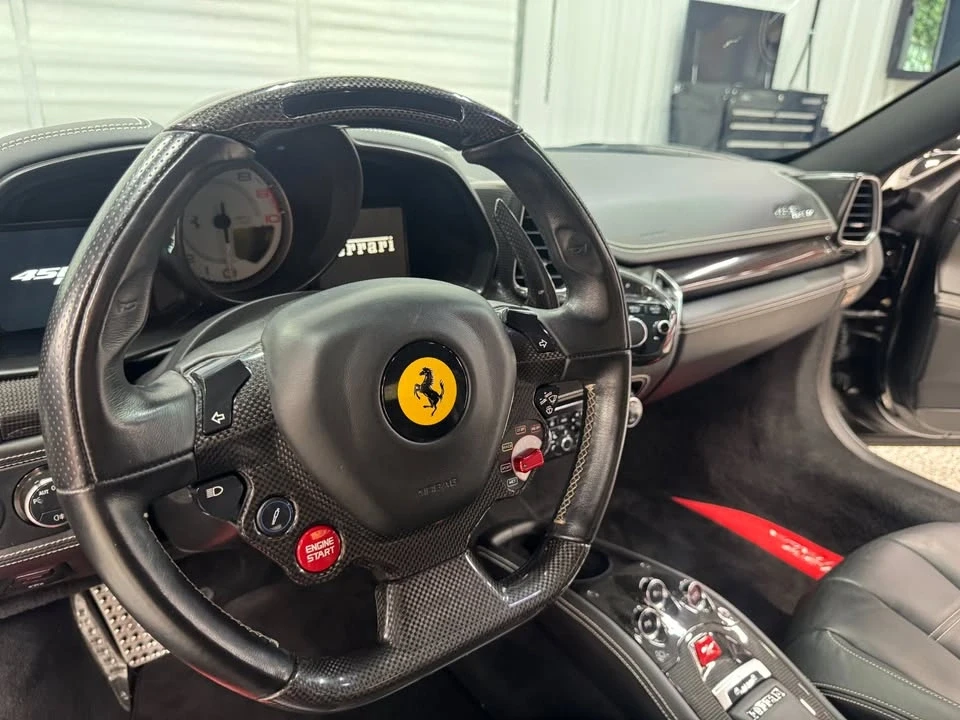 2011 Ferrari 458 Italia - Image 17 of 20