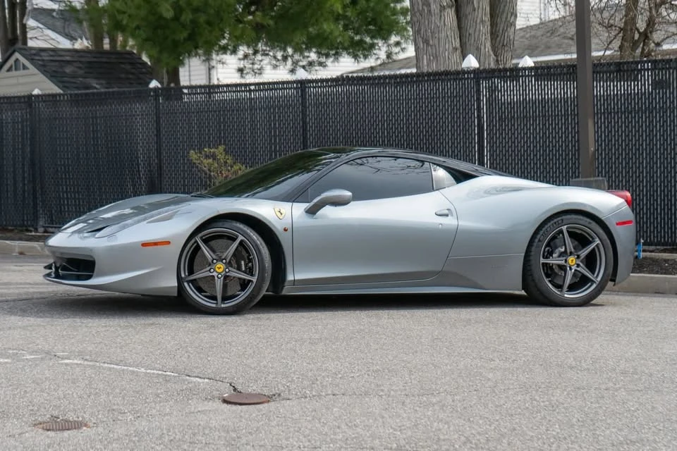 2011 Ferrari 458 Italia - Image 4 of 5
