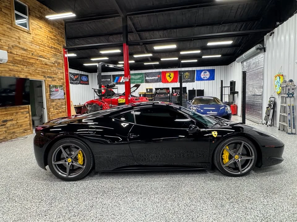2011 Ferrari 458 Italia - Image 9 of 19