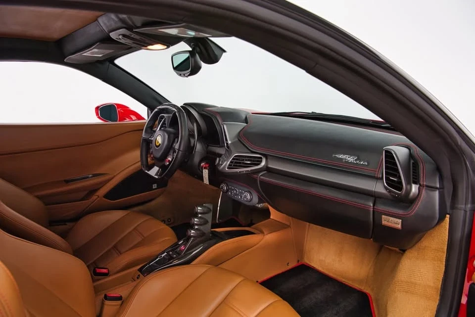 2011 Ferrari 458 Italia - Image 16 of 18