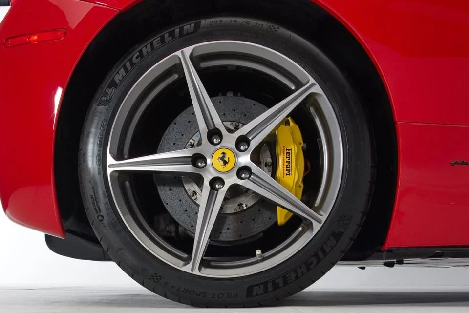 2011 Ferrari 458 Italia - Image 12 of 18