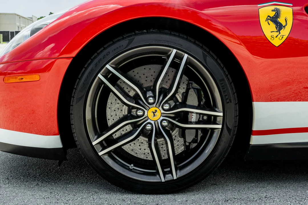 2011 Ferrari 599 GTB Fiorano - Image 11 of 31