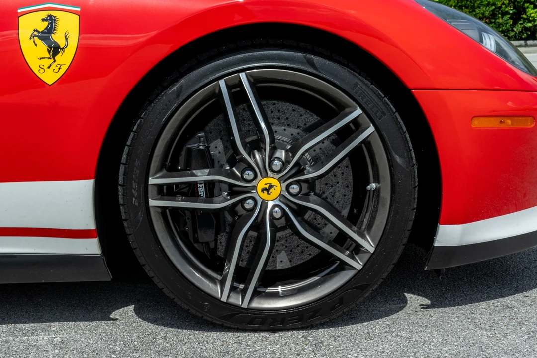 2011 Ferrari 599 GTB Fiorano - Image 12 of 31