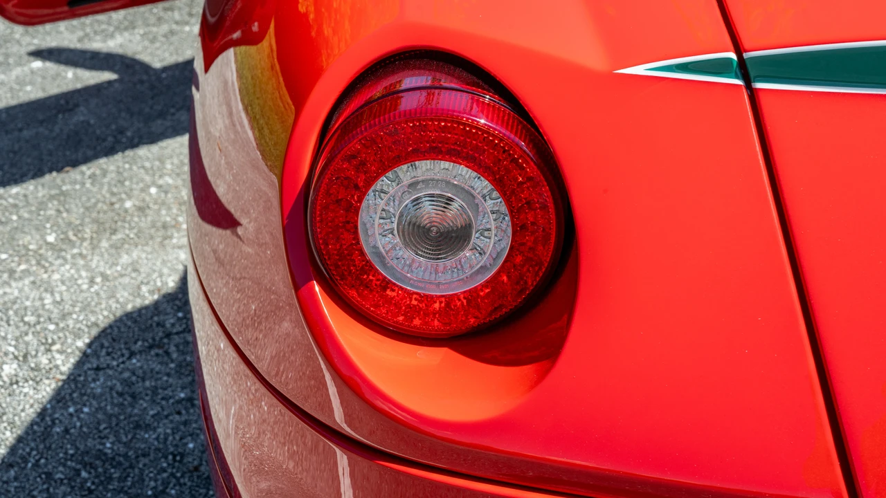 2011 Ferrari 599 GTB Fiorano - Image 19 of 31