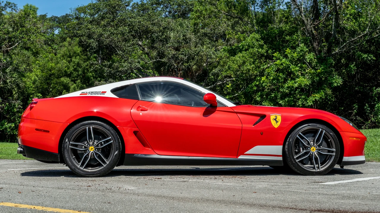 2011 Ferrari 599 GTB Fiorano - Image 5 of 31