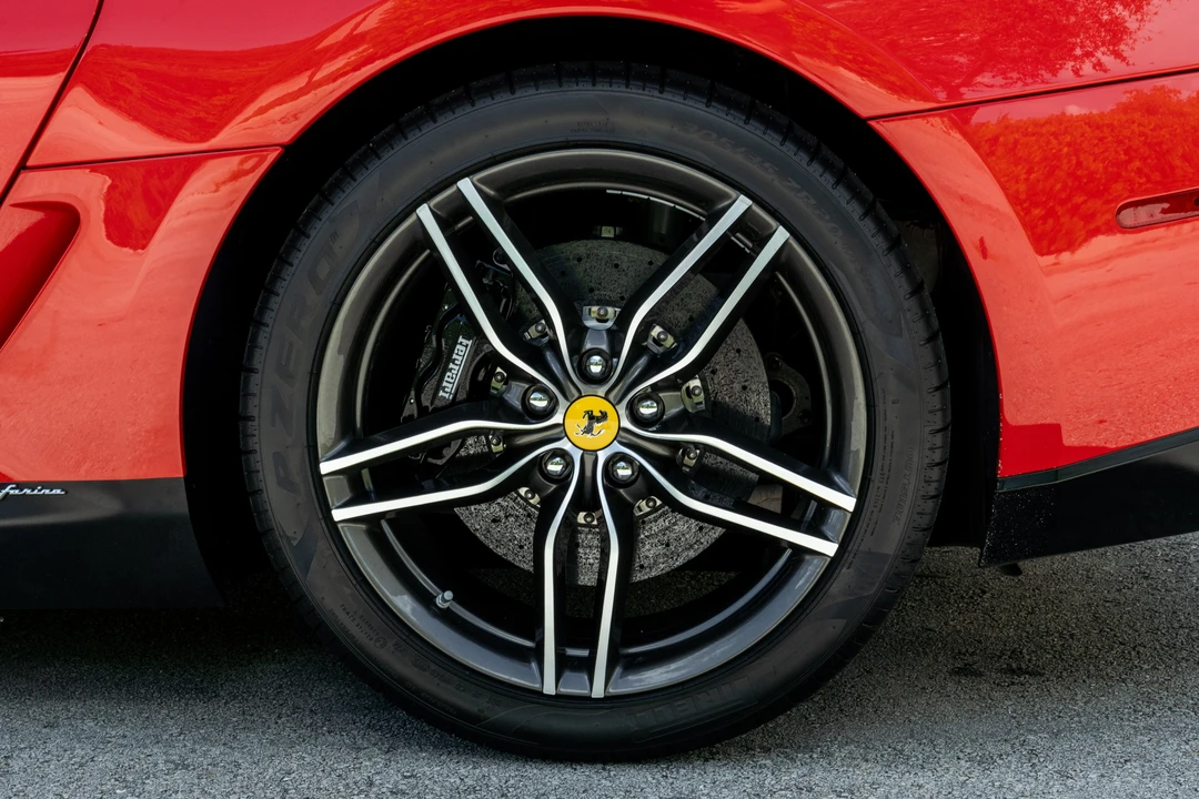2011 Ferrari 599 GTB Fiorano - Image 14 of 31