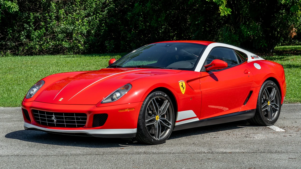 2011 Ferrari 599 GTB Fiorano - Image 2 of 31