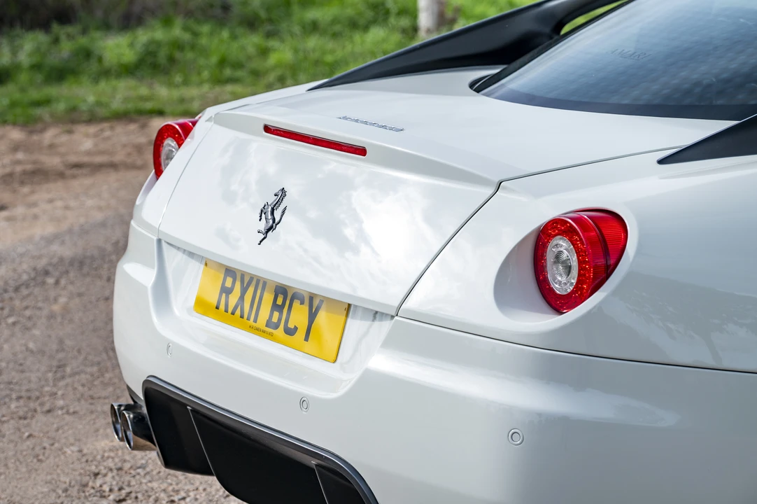 2011 Ferrari 599 GTB Fiorano - Image 17 of 31