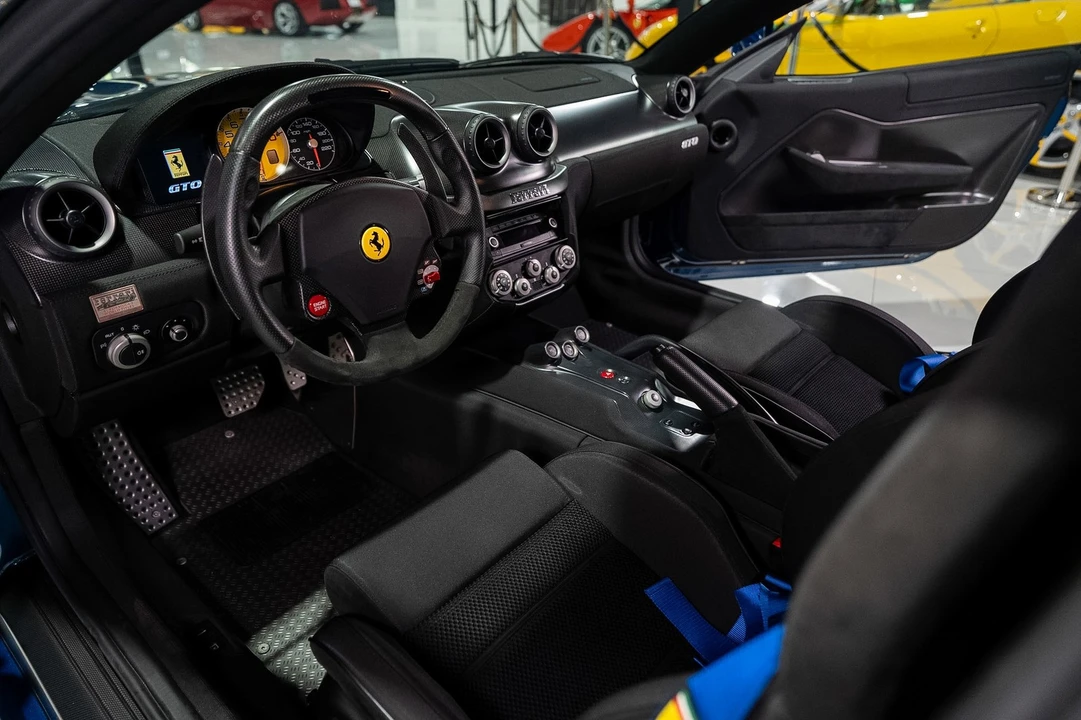 2011 Ferrari - Image 9 of 31