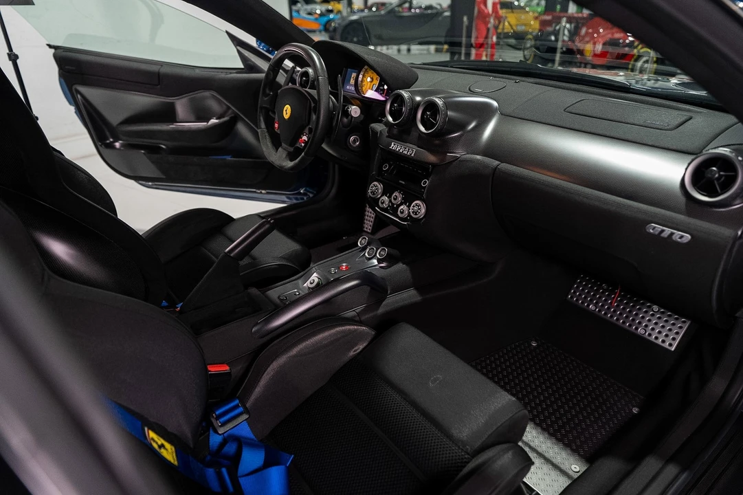 2011 Ferrari - Image 11 of 31