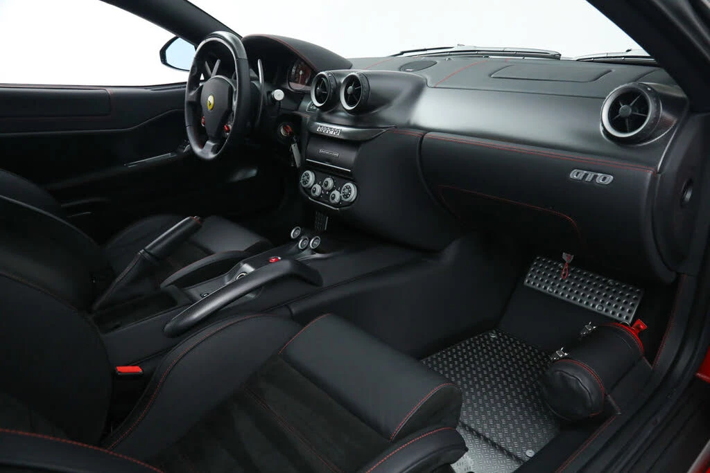 2011 Ferrari 599 GTO - Image 28 of 31