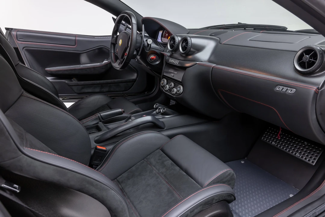 2011 Ferrari 599 GTO - Image 28 of 31