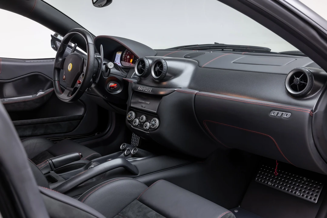 2011 Ferrari 599 GTO - Image 27 of 31