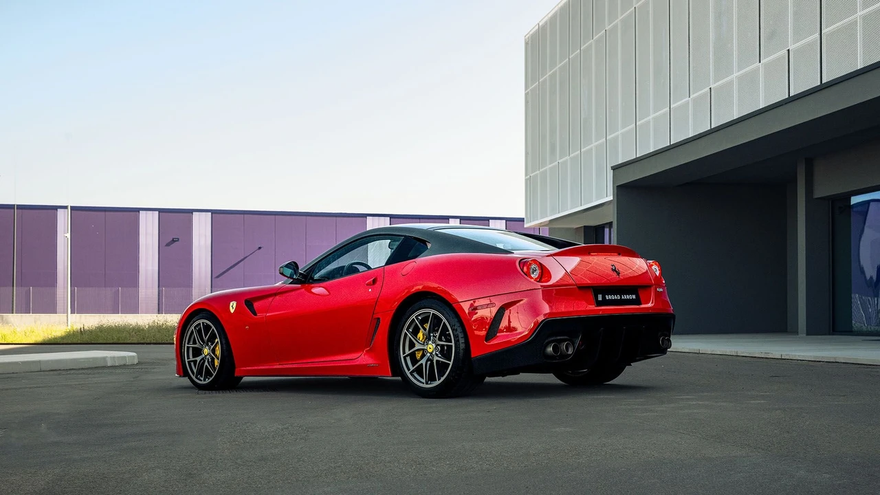 2011 Ferrari 599 GTO - Image 11 of 31