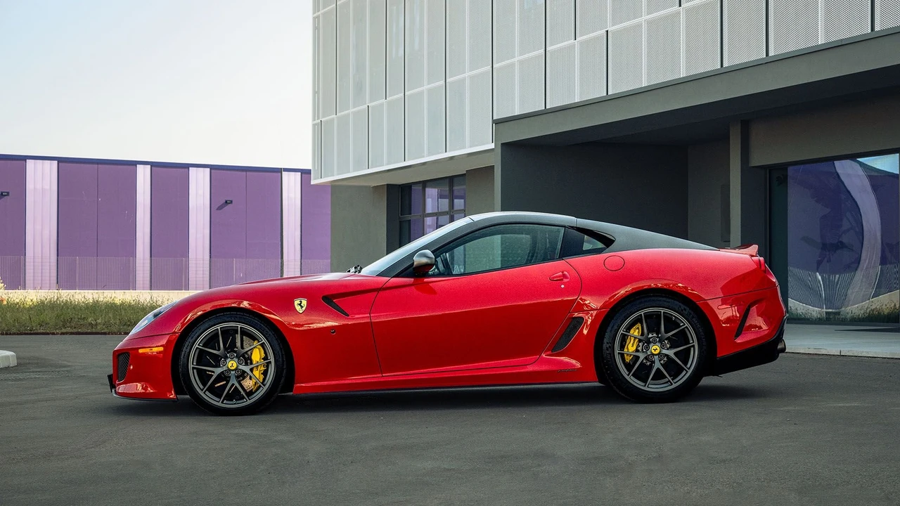 2011 Ferrari 599 GTO - Image 8 of 31