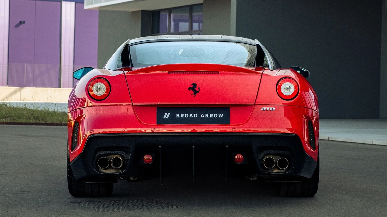 2011 Ferrari 599 GTO - Image 24 of 31