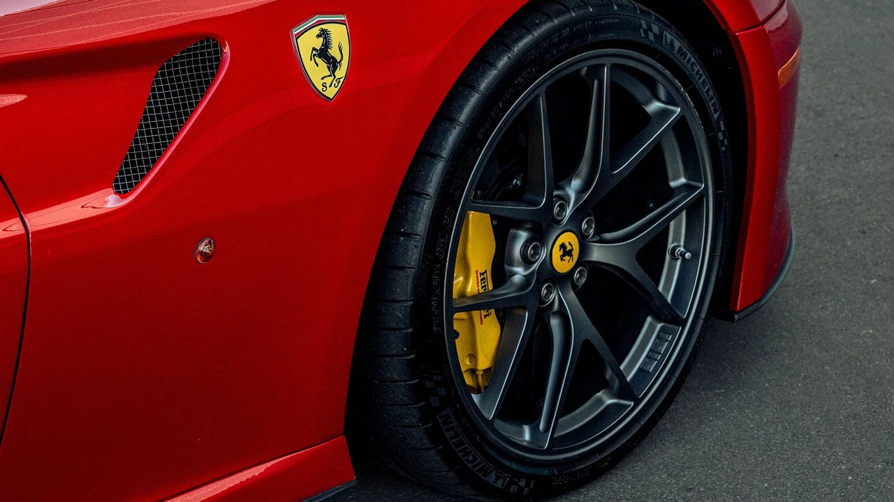 2011 Ferrari 599 GTO - Image 26 of 31