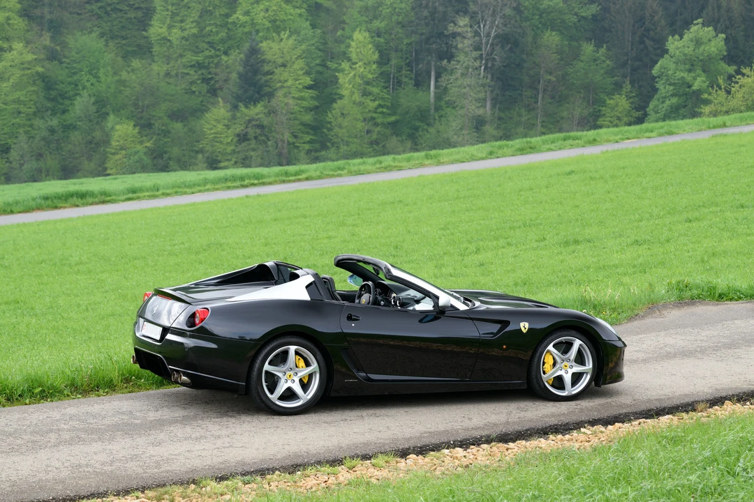 2011 Ferrari 599 SA Aperta - Image 9 of 31