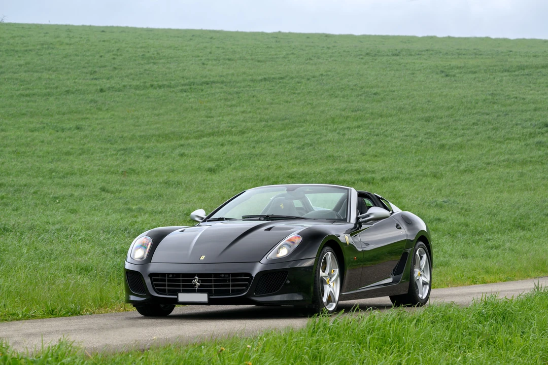 2011 Ferrari 599 SA Aperta - Image 2 of 31