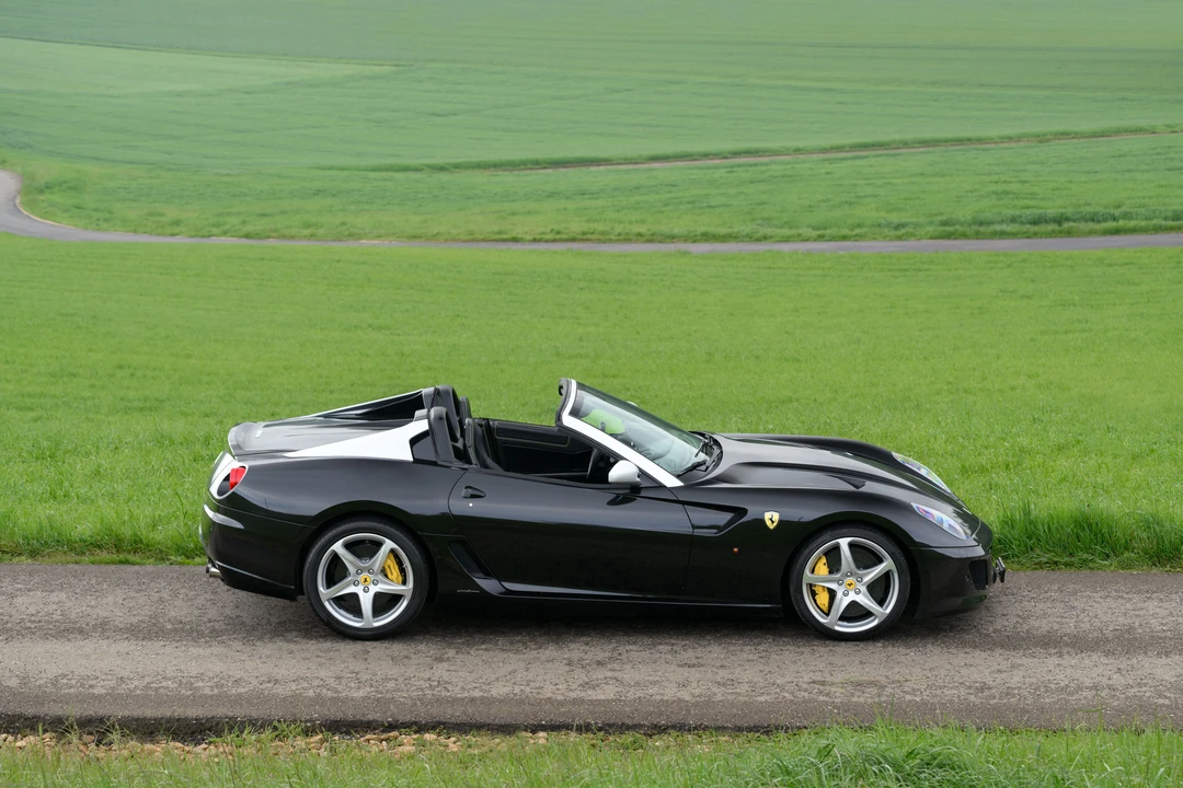 2011 Ferrari 599 SA Aperta - Image 12 of 31