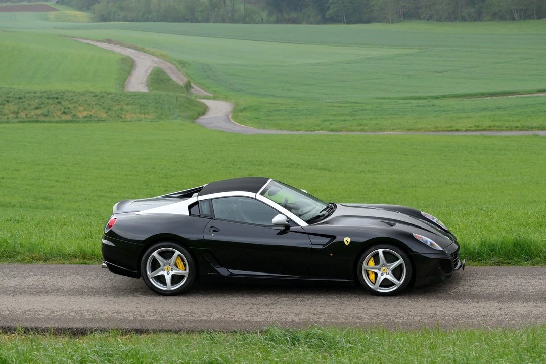 2011 Ferrari 599 SA Aperta - Image 16 of 31