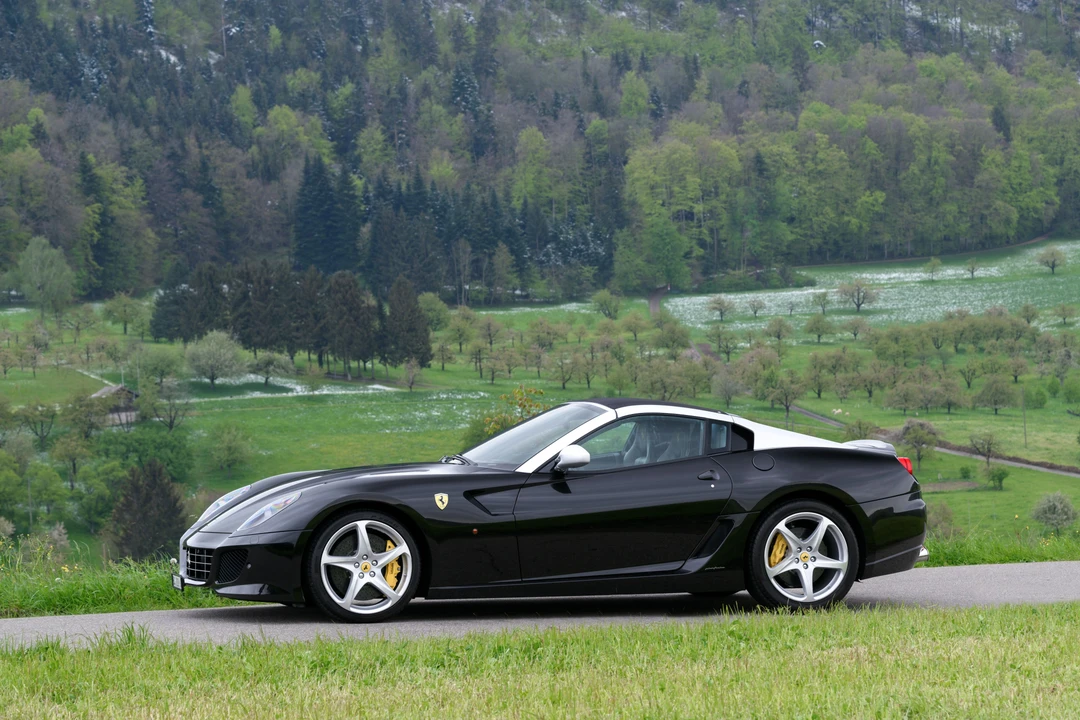 2011 Ferrari 599 SA Aperta - Image 17 of 31