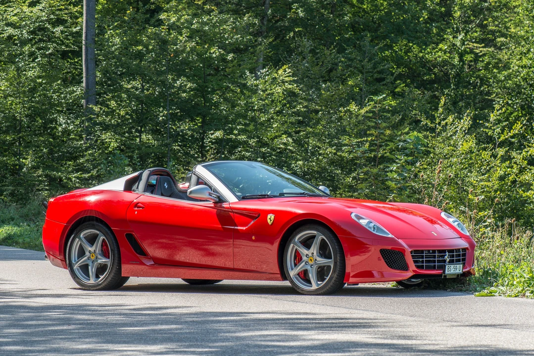 2011 Ferrari 599 SA Aperta - Image 2 of 19