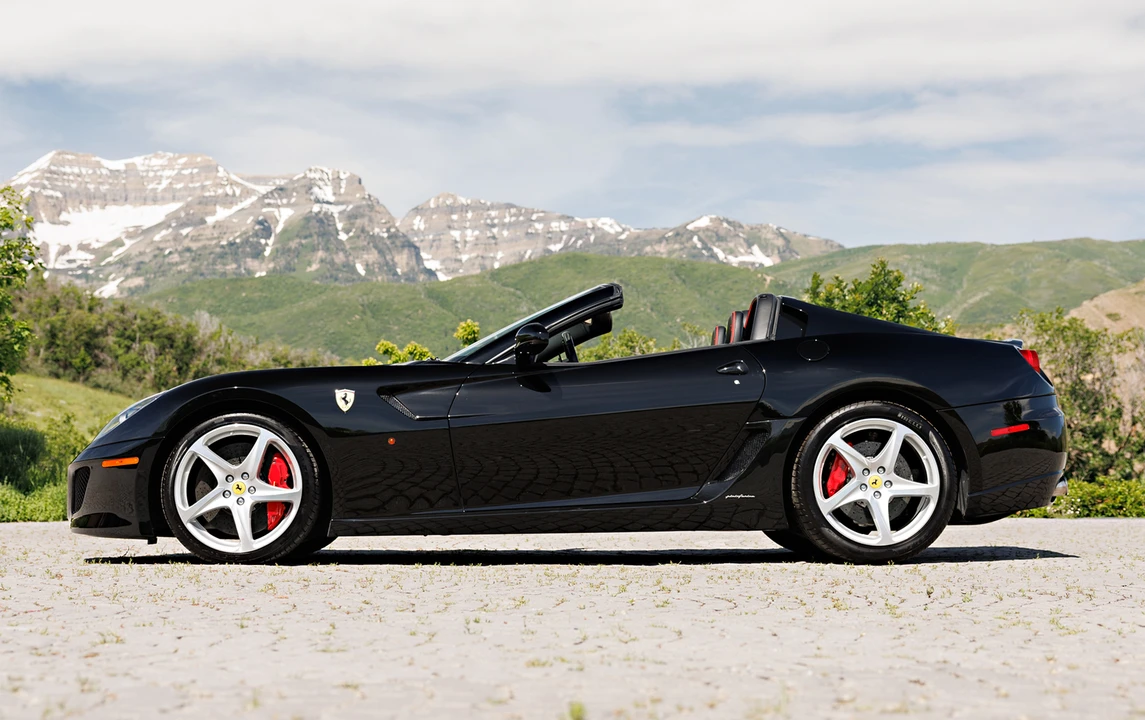 2011 Ferrari 599 SA Aperta - Image 2 of 18