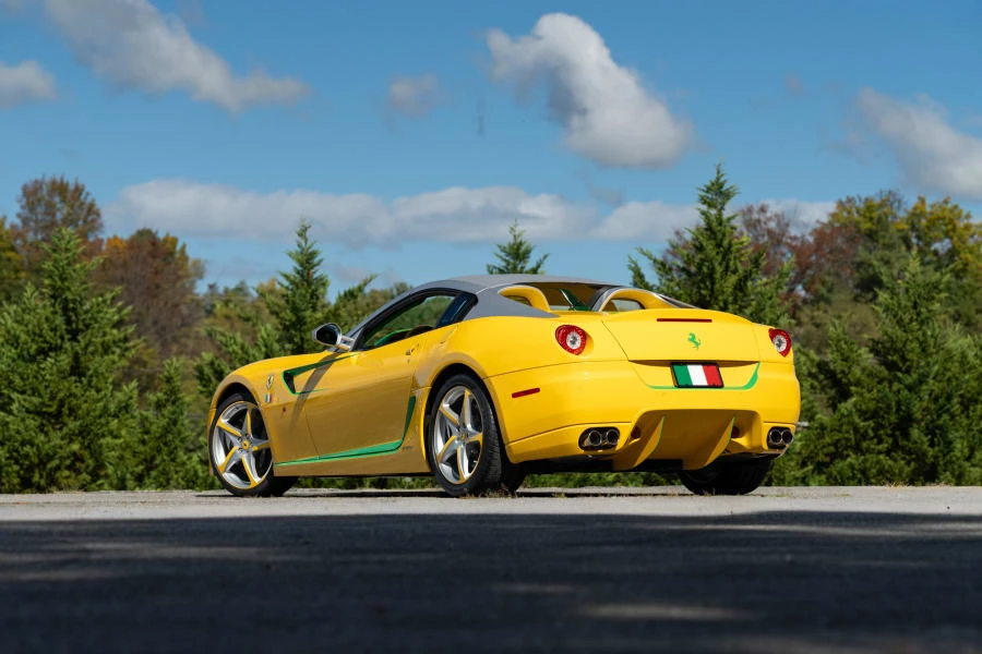 2011 Ferrari 599 SA Aperta - Image 26 of 31