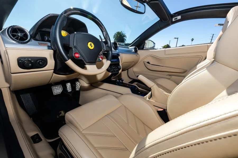 2011 Ferrari 599 SA Aperta - Image 25 of 31